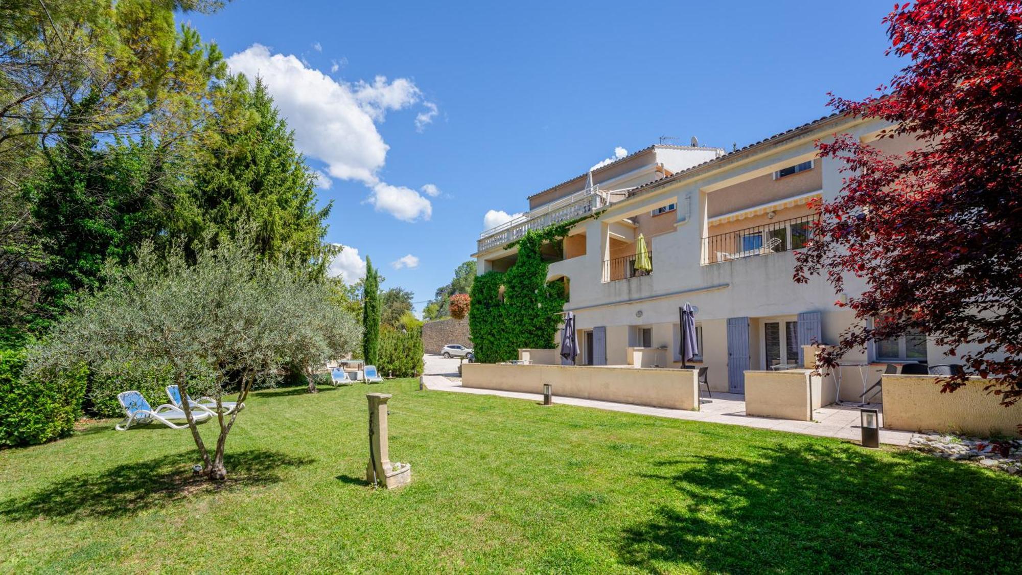 Residence Les Ecureuils Gréoux-les-Bains Buitenkant foto